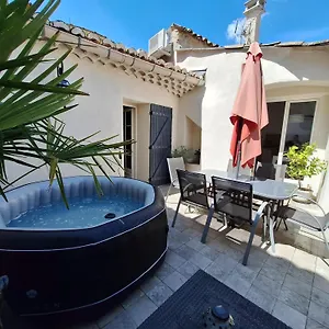 La Bonbonnière Au Pied Du Ventoux Hébergement de vacances